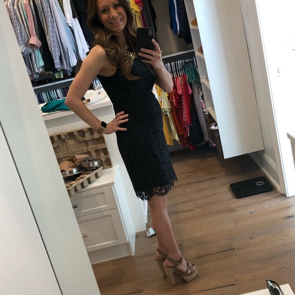 Petite navy dress, wore to a wedding, 🙅🏻no stains - Picture 5 of 5